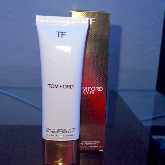 Tom Ford Other - Tom Ford Soleil Glow Tinted Moisturizer Broad Spectrum SPF15 Warm Nutmeg 11.5